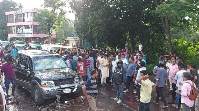 রাউজানে বিএনপির দুই পক্ষের সংঘর্ষ-গোলাগুলি, আহত ৩০